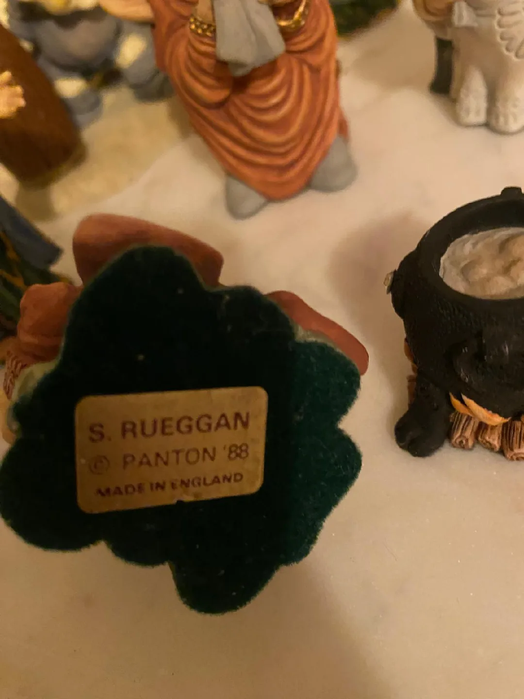 Vintage Wodema & Rueggan Figurine Set image indicator(5)