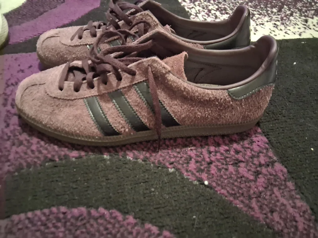 Adidas State Series beaver Oregon sz 8.5