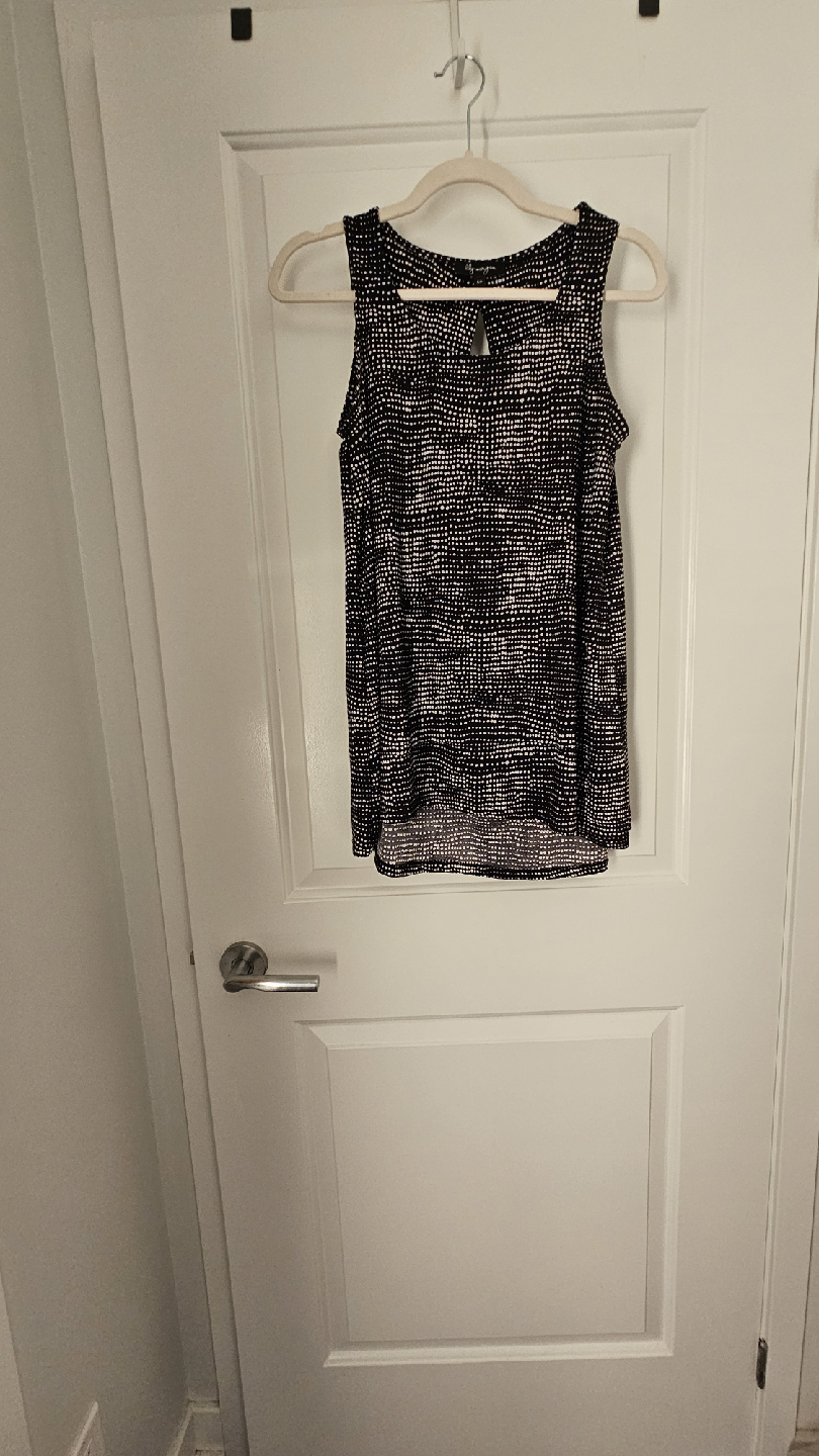 Lily Morgan Black & White Top, High-Low - Size S - photo 2