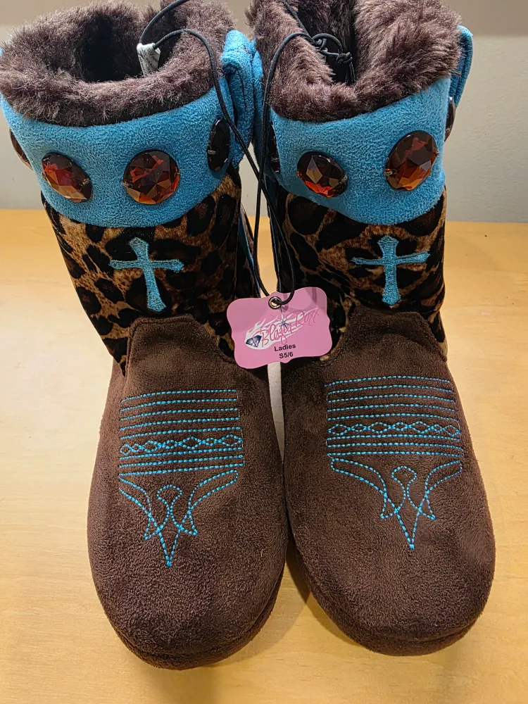 Womans 5/6 Slipper Boots image indicator(2)