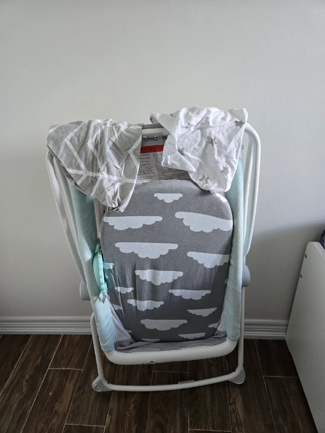 Fisher-Price Bassinet image indicator(5)