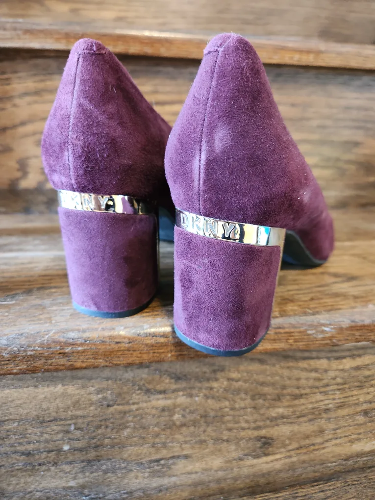 DKNY Suede Heels - Size 10 image indicator(2)