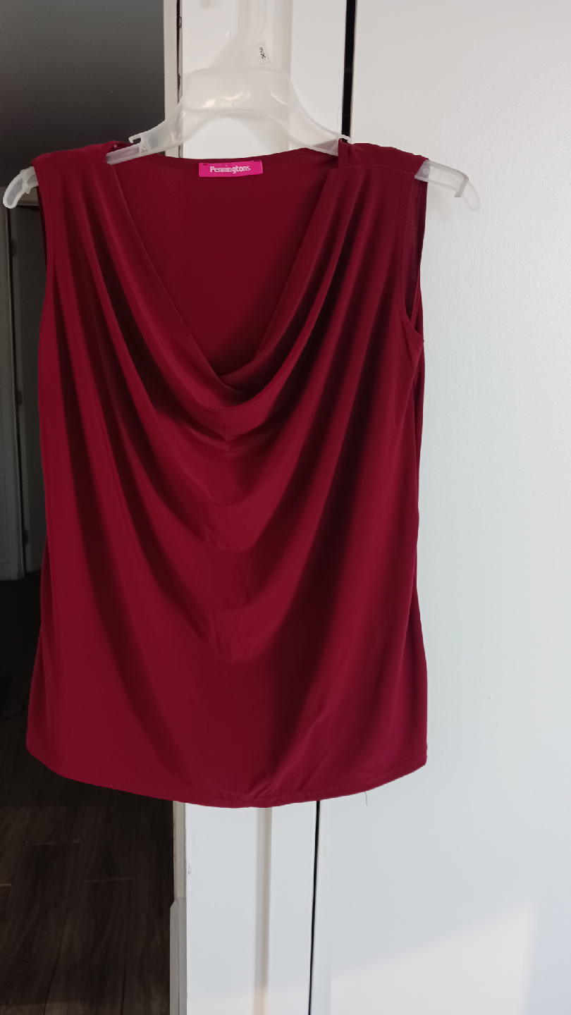 Penningtons Red Sleeveless Blouse