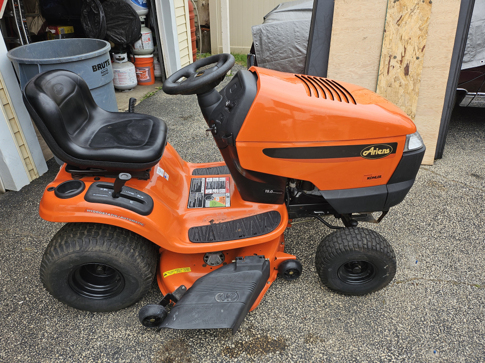 Ariens Ride On Lawn Mower - photo 4