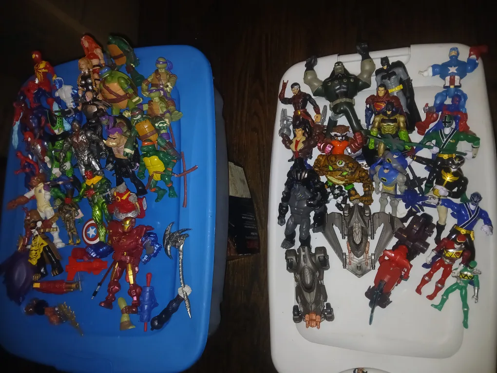 Mixed Action Figures, each Different Price, ask image indicator(3)
