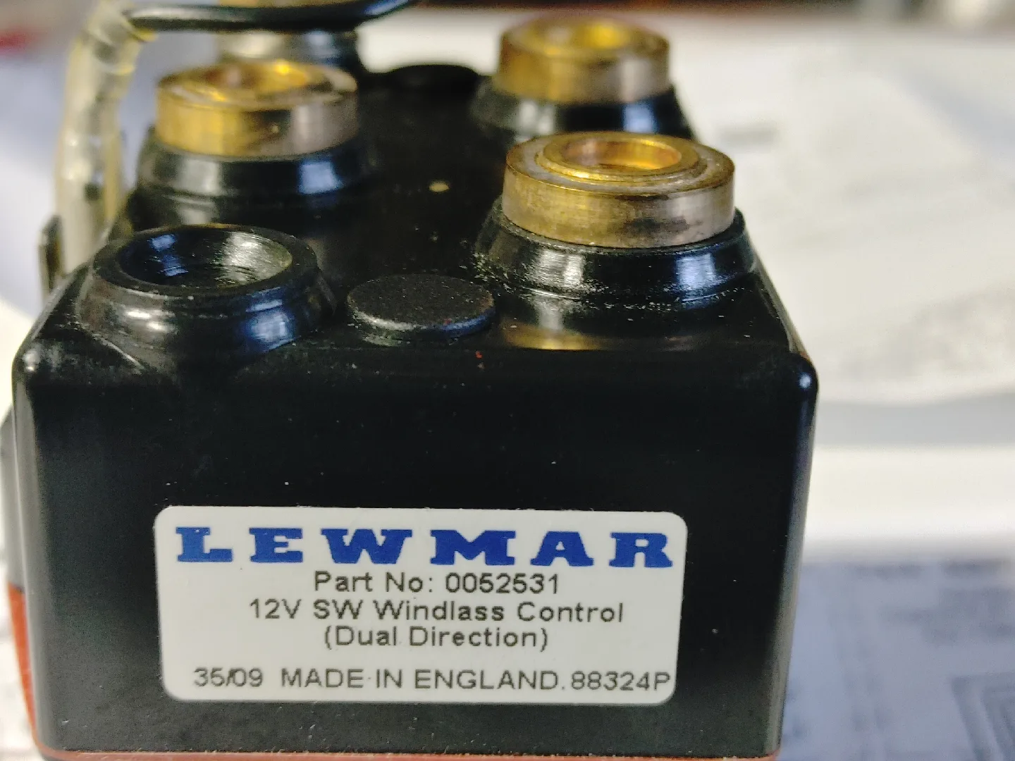 Lewmar 12V SW Windlass Control (Dual Direction) image indicator(2)