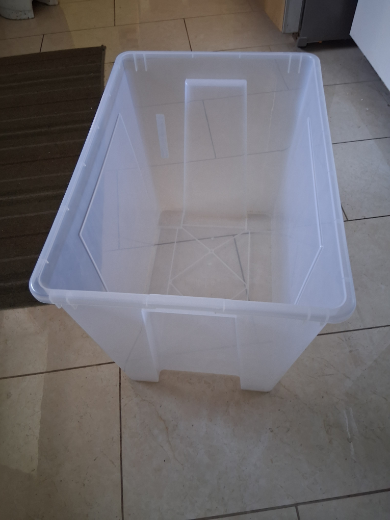 9 large clear storage bins with lids - 1 for $15 or 9 for $132 - photo 2