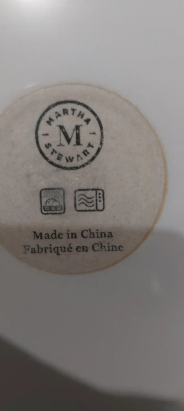 Martha Stewart Blue & White Dinnerware Set image indicator(3)