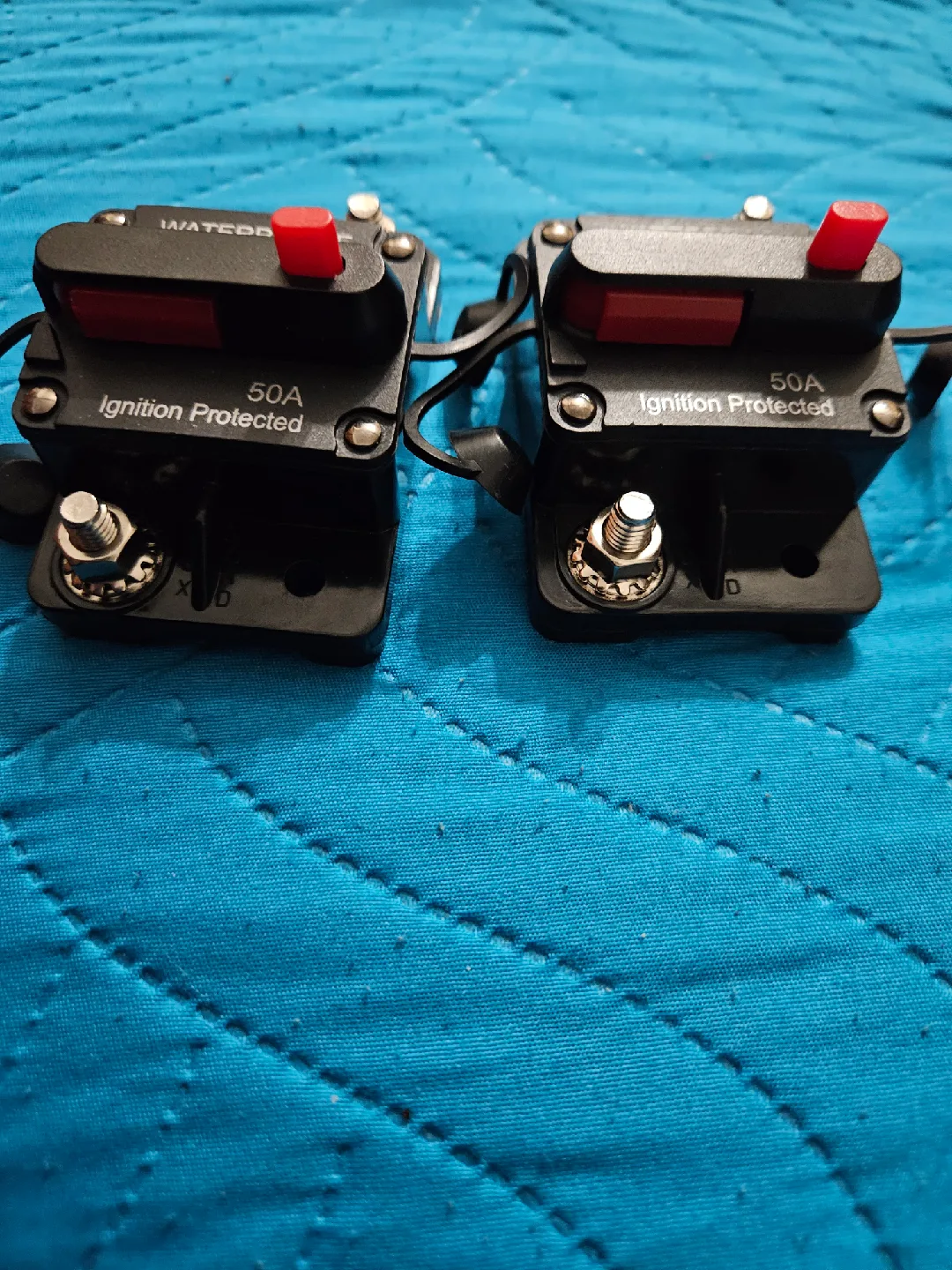 Waterproof 50A Ignition Protected Circuit Breaker image indicator(3)