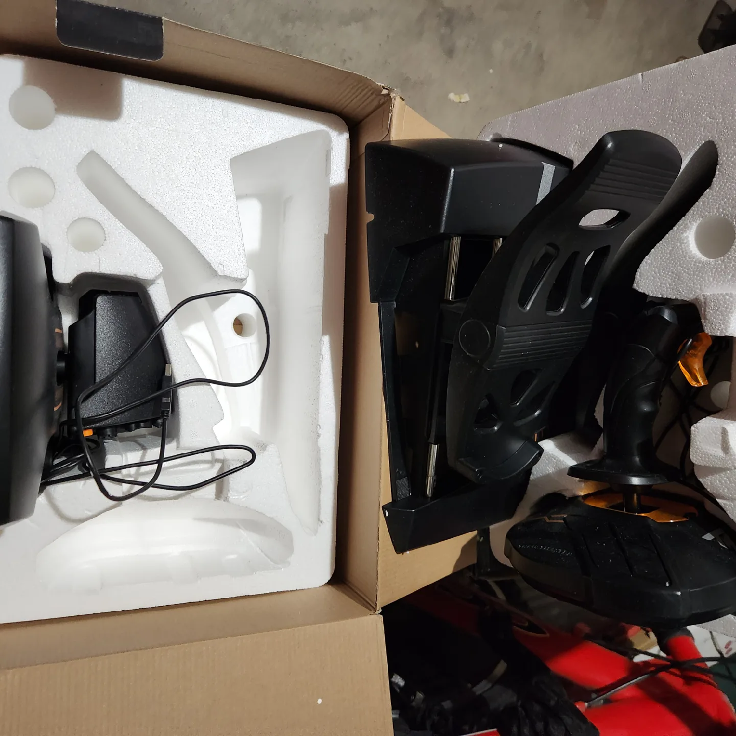 Thrustmaster T.16000M FCS Flight Pack - NEW image indicator(4)