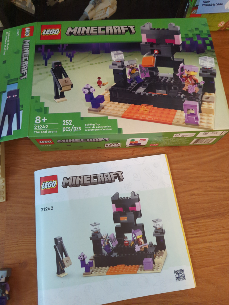 LEGO Minecraft The End Arena 21242 - 252 Pieces - photo 3