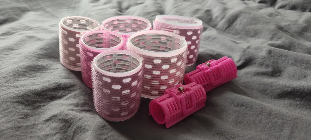 Pink Hair Rollers - Assorted Sizes thumbnail