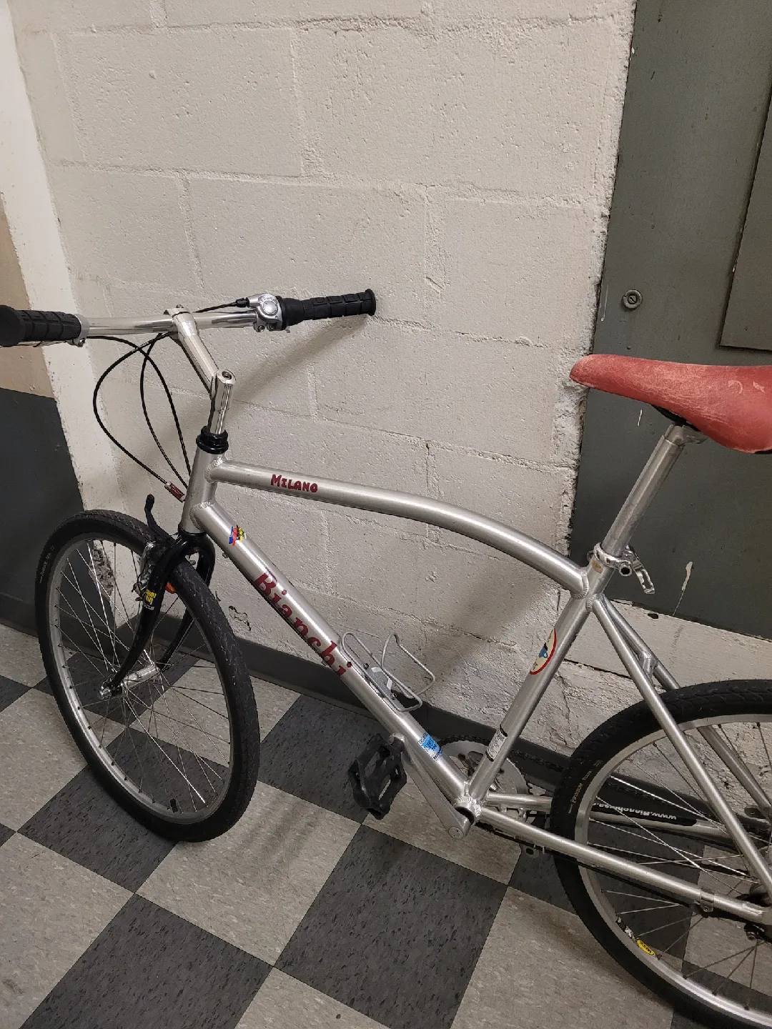 Bianchi Milano Silver Bicycle image indicator(3)