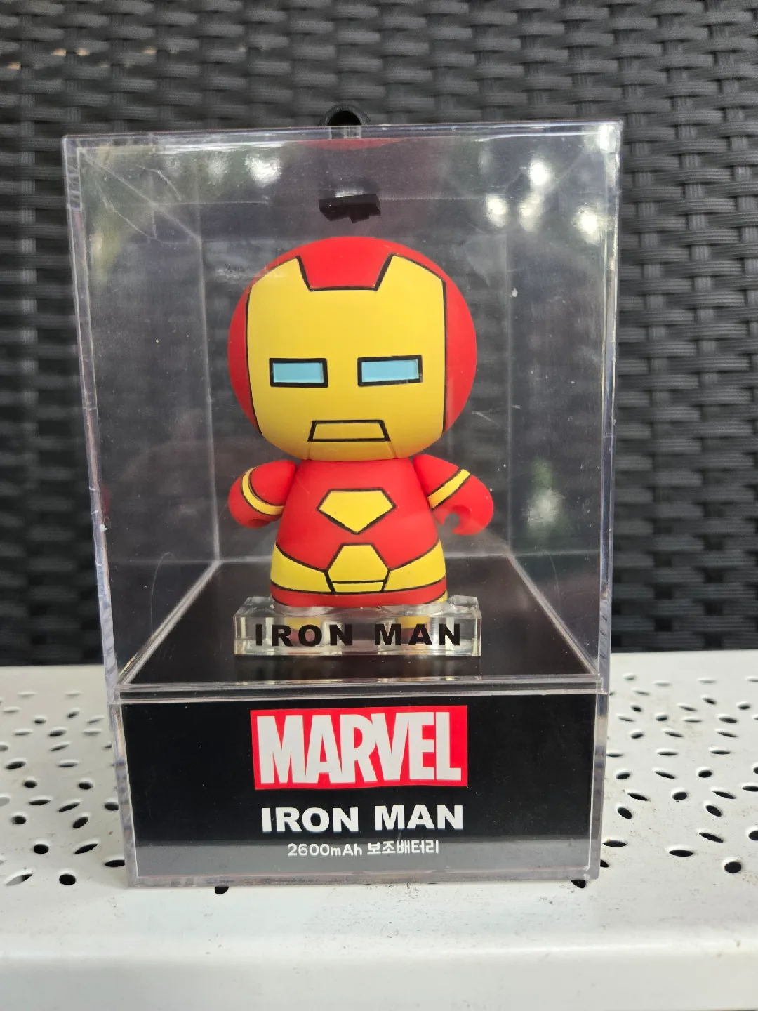 Marvel Iron Man 2600mAh Portable Charger - New! image indicator(4)