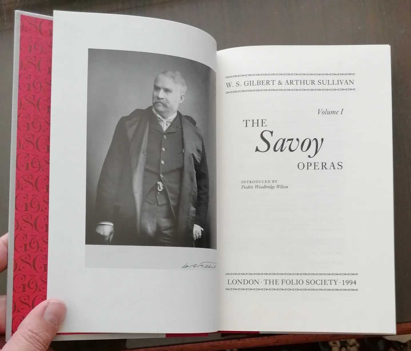 The Complete Savoy Operas by Gilbert & Sullivan image indicator(5)