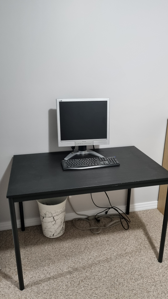 IKEA SANDSBERG Black Desk