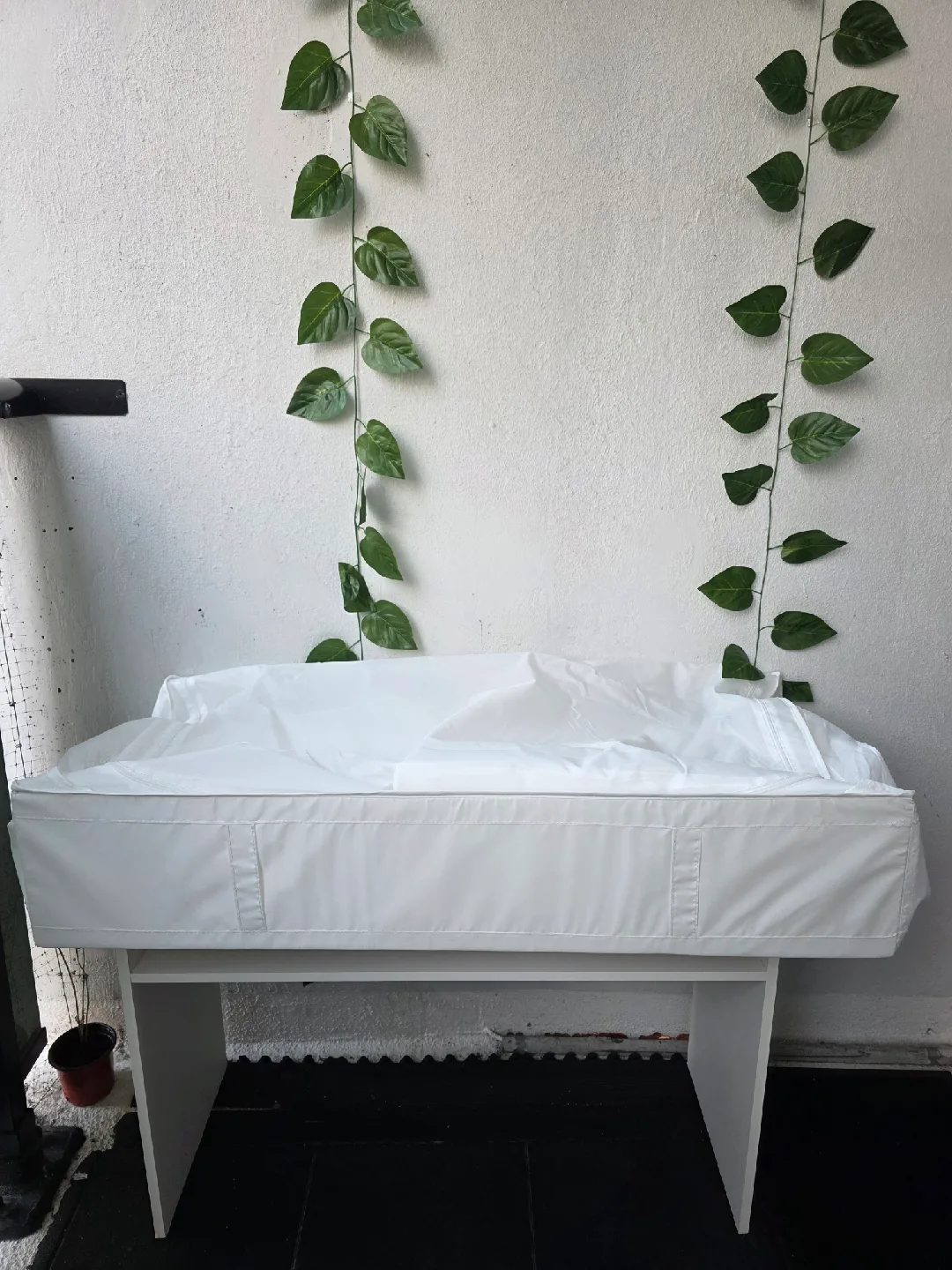 IKEA SKUBB Underbed Storage Bag (1Brand New + 1 Barely Used) image indicator(4)