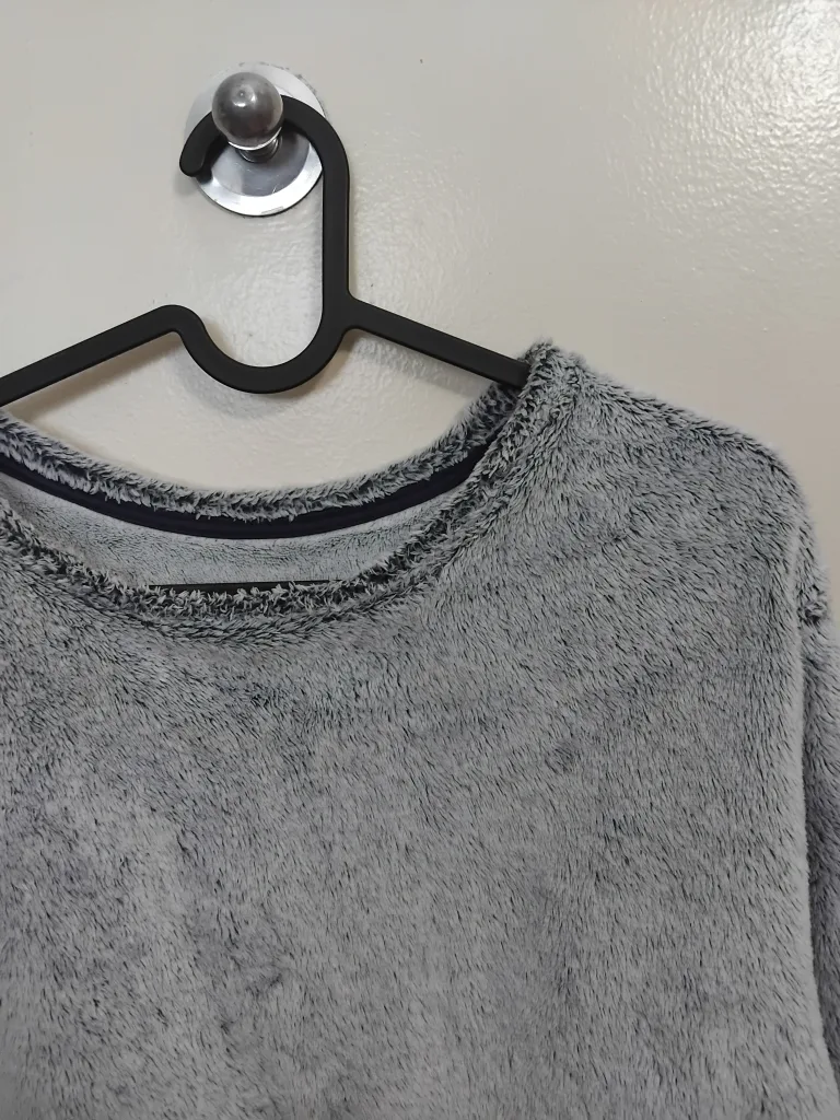 Gu by Uniqlo fleece jacket image indicator(3)