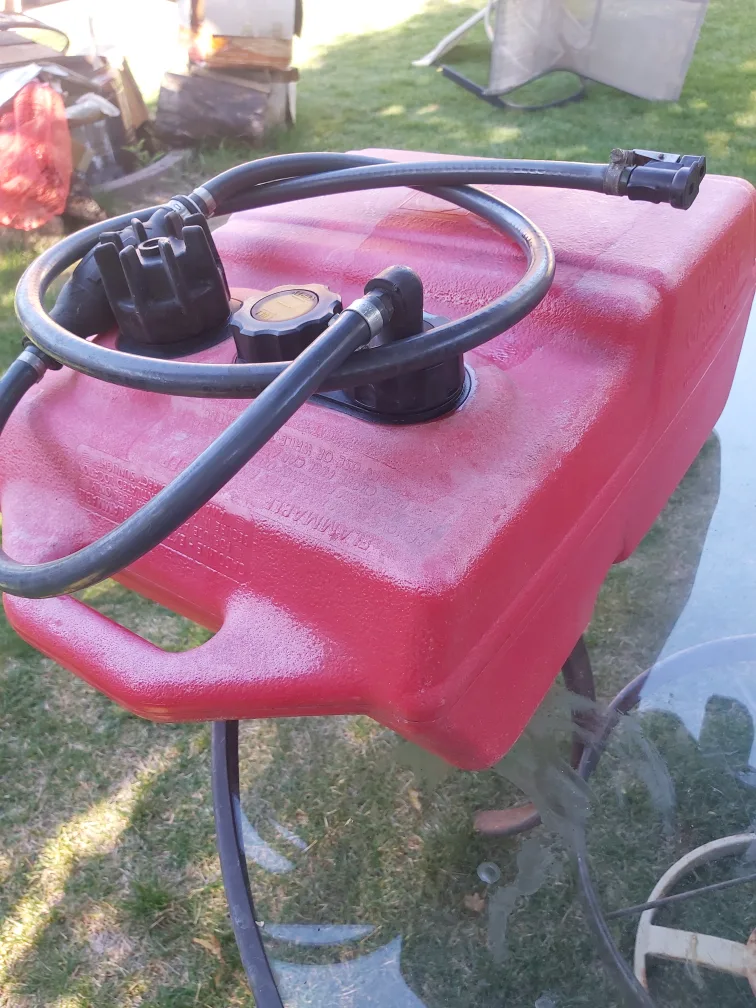 Marine Gas tank with Hose and Fittings image indicator(5)