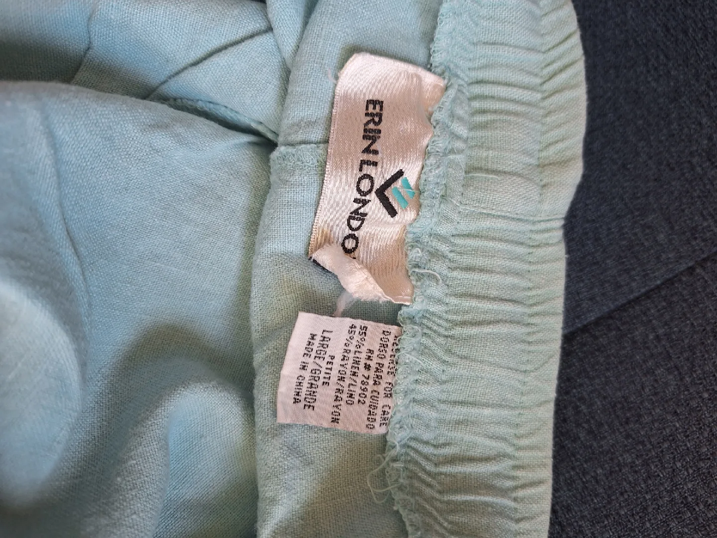 Erin London Linen Blend Pants - Size Large image indicator(3)