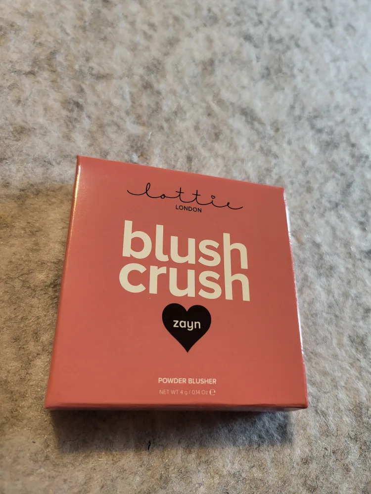 Lottie London Blush Crush - ZAYN image indicator(2)