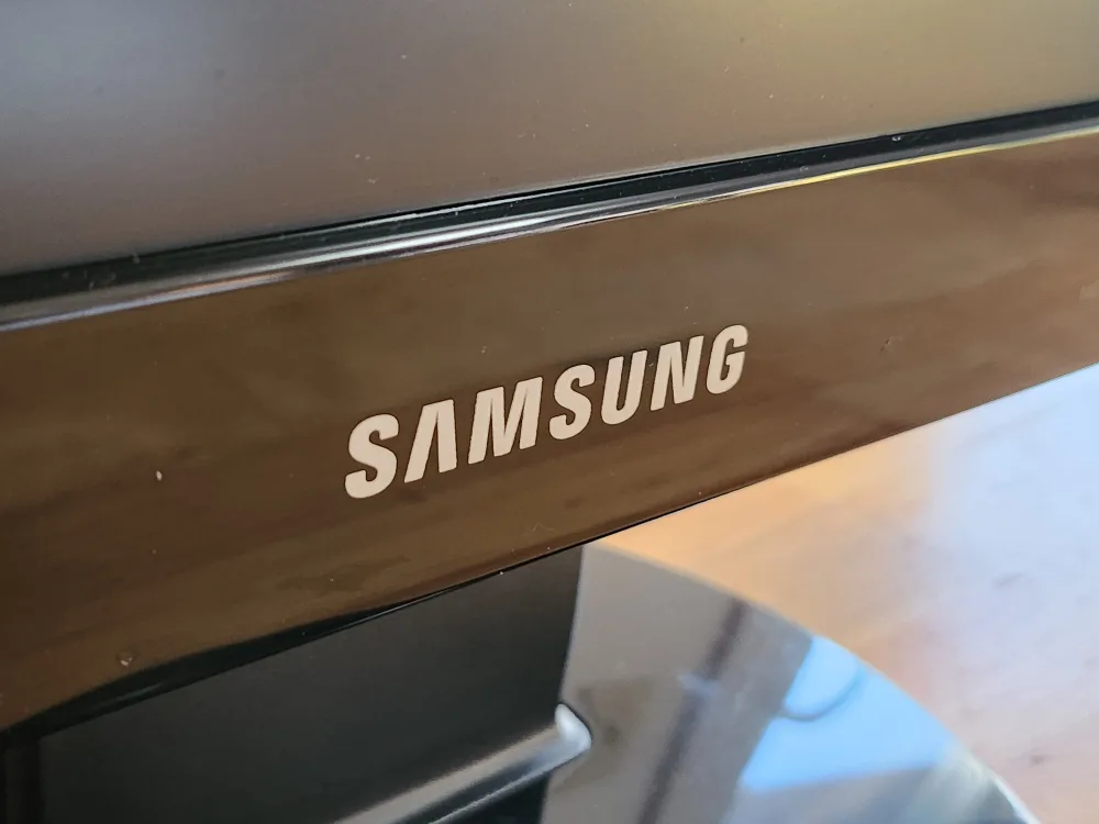 Samsung Monitor 18.5" Flatscreen 🥕 image indicator(5)