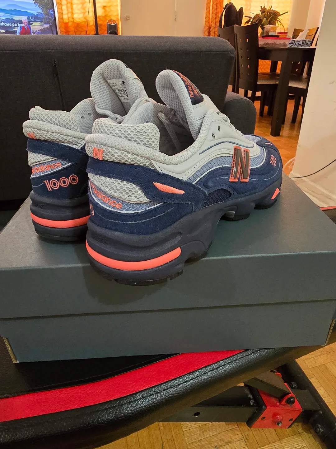 New Balance M1000 Blue/Grey - Size 8.5 US image indicator(5)