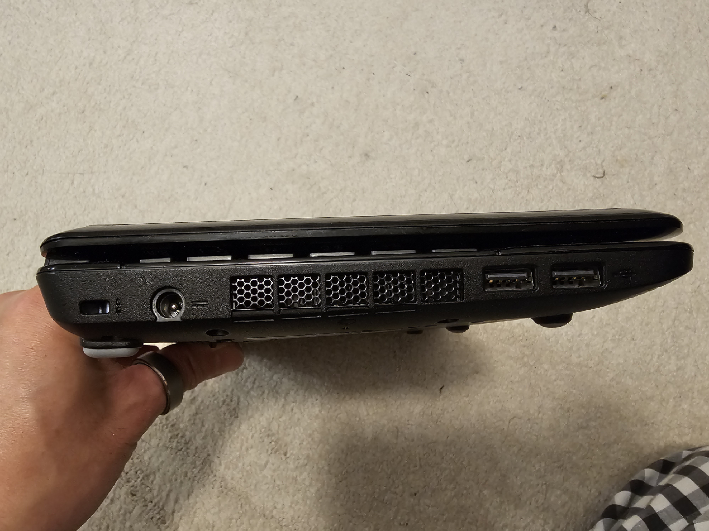 MSI L1350 10.1" Netbook Intel Atom N450 2GB-250GB Windows 7 - photo 5