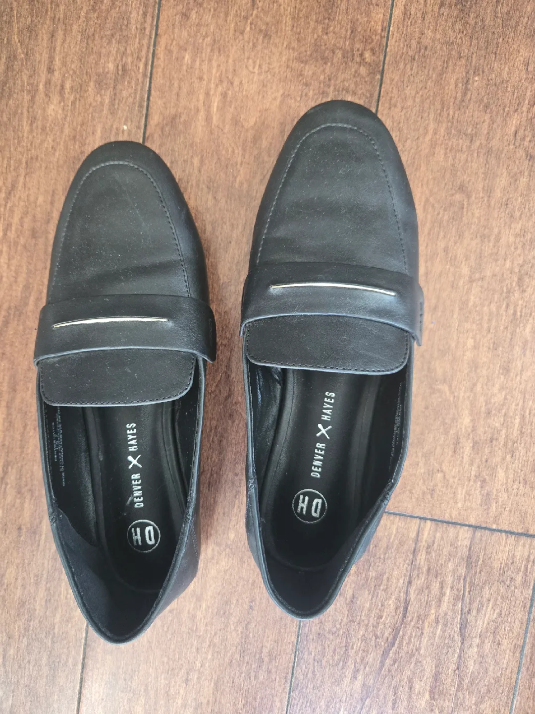 Denver Hayes Black Loafers - Size 7 thumbnail