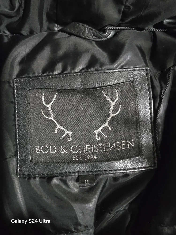 BOD & CHRISTENSEN Leather Puffer Jacket - Size M image indicator(2)