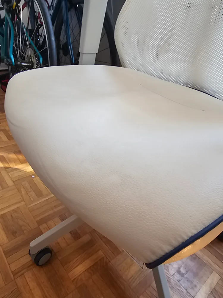 White Ergonomic Office Chair image indicator(5)