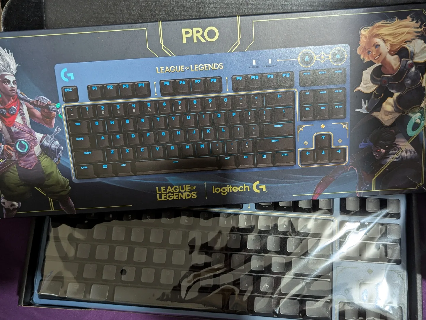 40% OFF Logitech G PROGaming Keyboard league of legends image indicator(2)