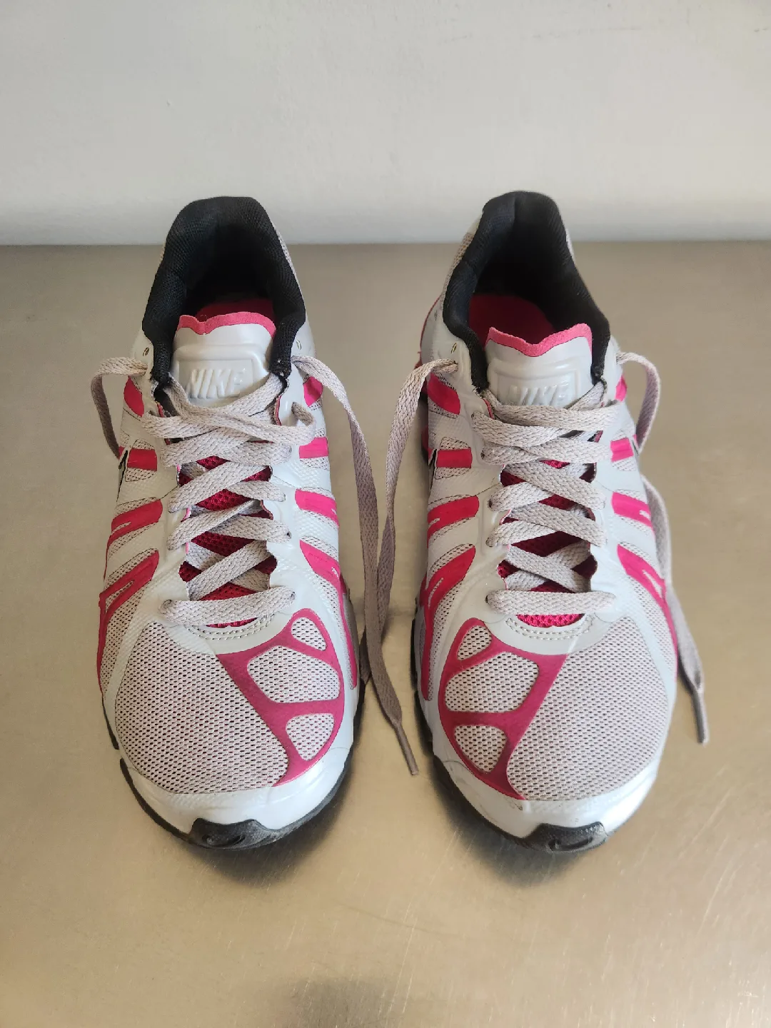 Nike Shox Turbo 13 - Women's Running Shoes 7.5 image indicator(3)