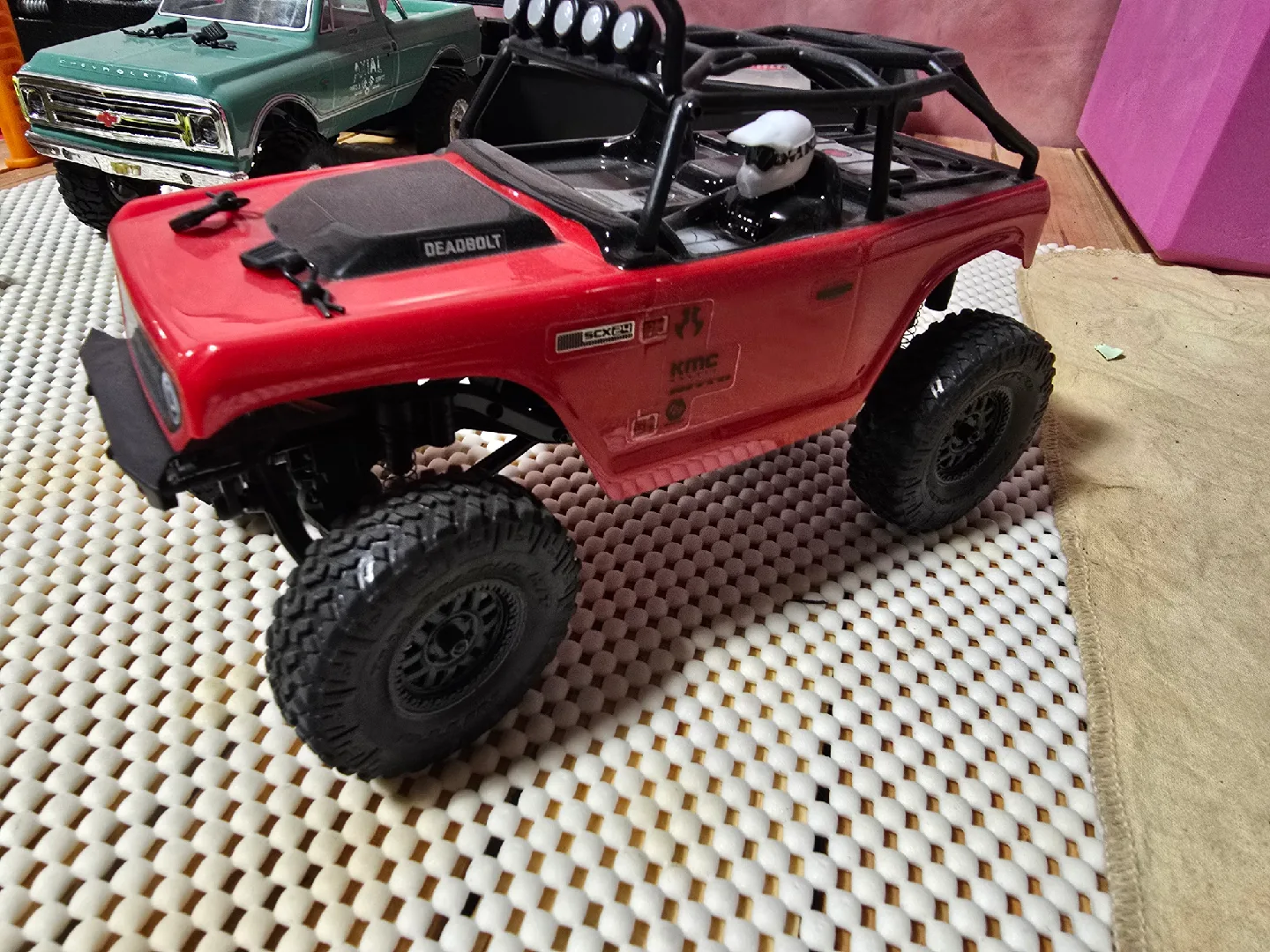 Axial SCX24 – Lightly Used, Excellent Condition thumbnail