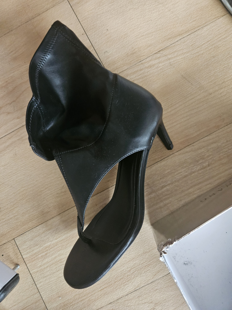 Akira ankle boots