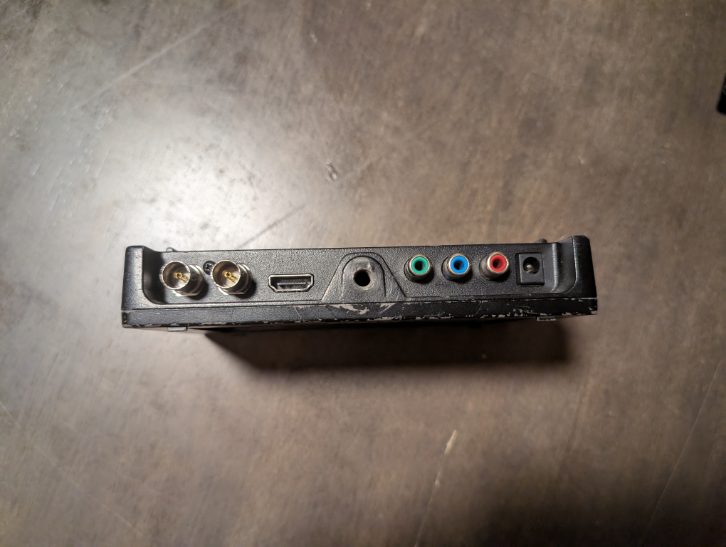 TVLogic VFM-056W Monitor - photo 3