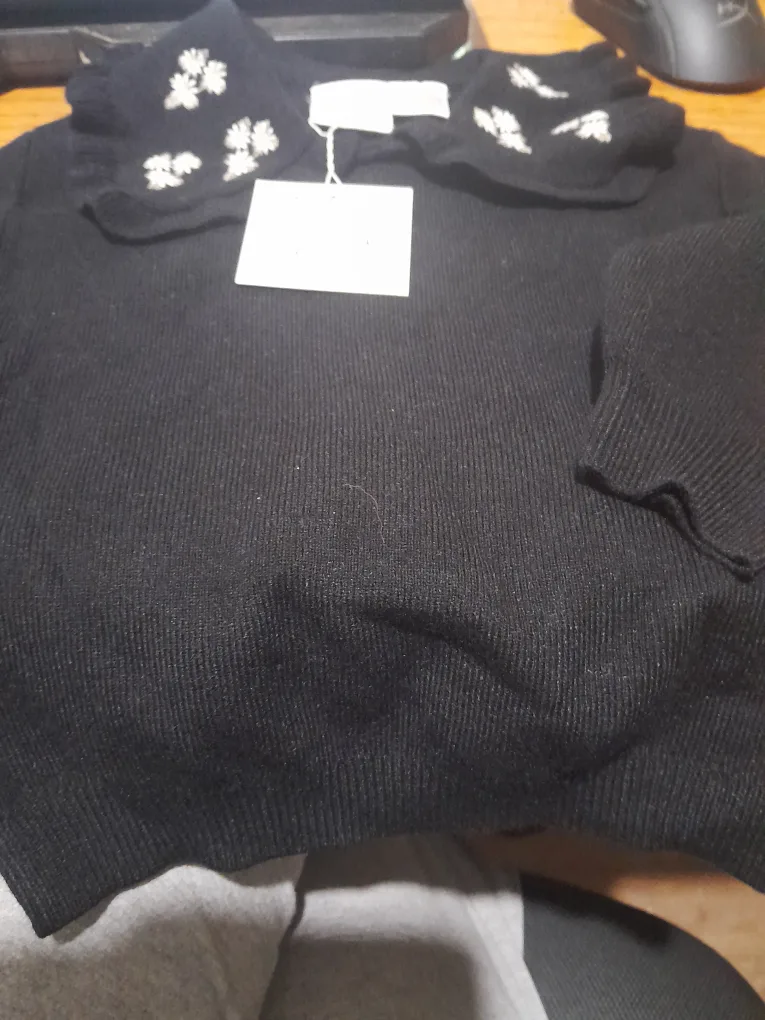 Zara Kids Sweaters - Sizes 12-18 Months thumbnail