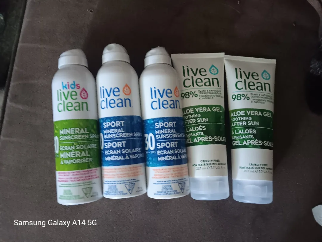 🥕  Live Clean Mineral Sunscreen & Aloe Vera Gel thumbnail