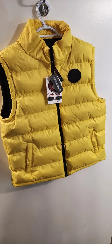 Canada Weather Gear Yellow Puffer Vest - Size M