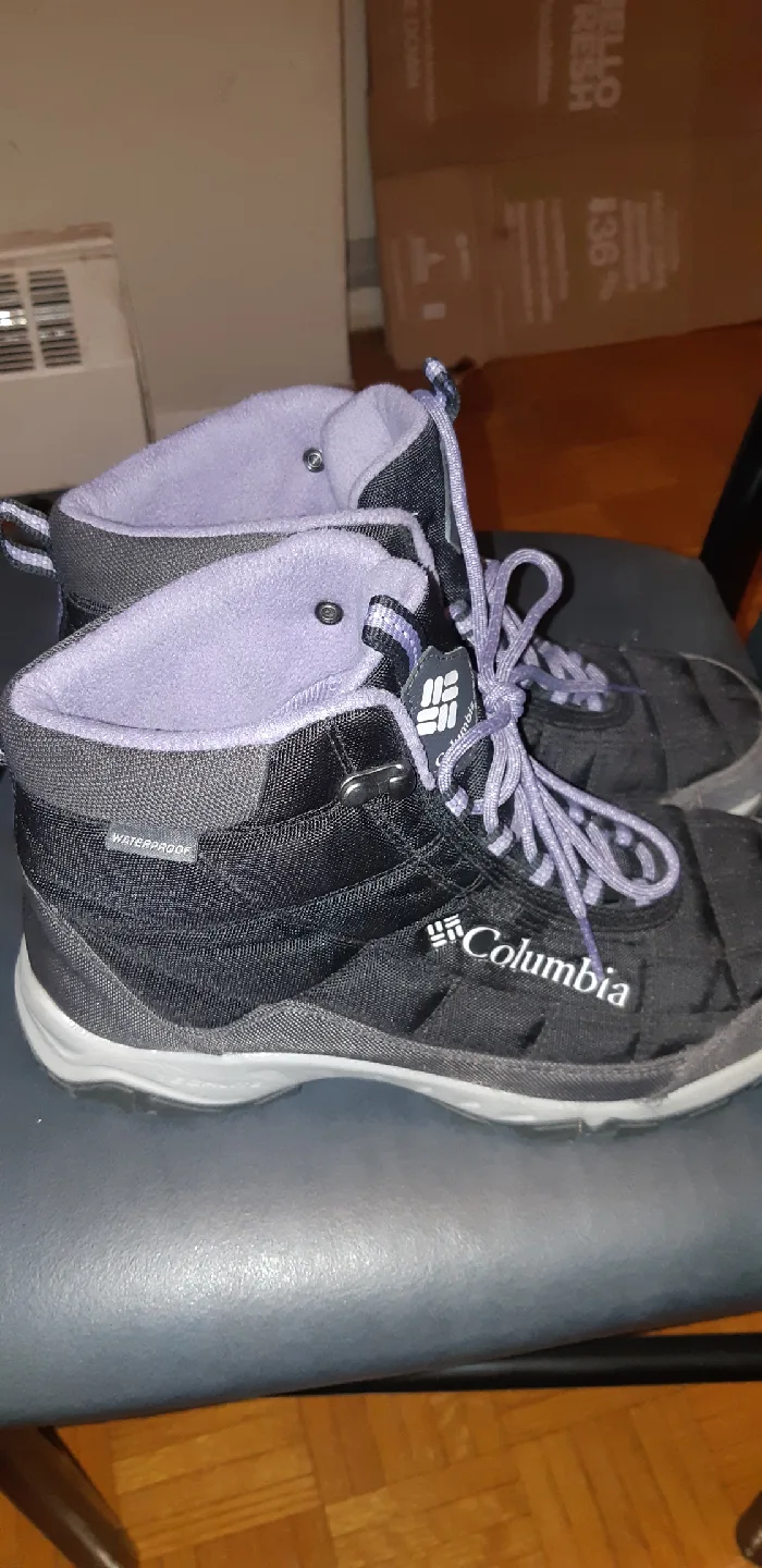 Columbia Waterproof Winter Boots thumbnail