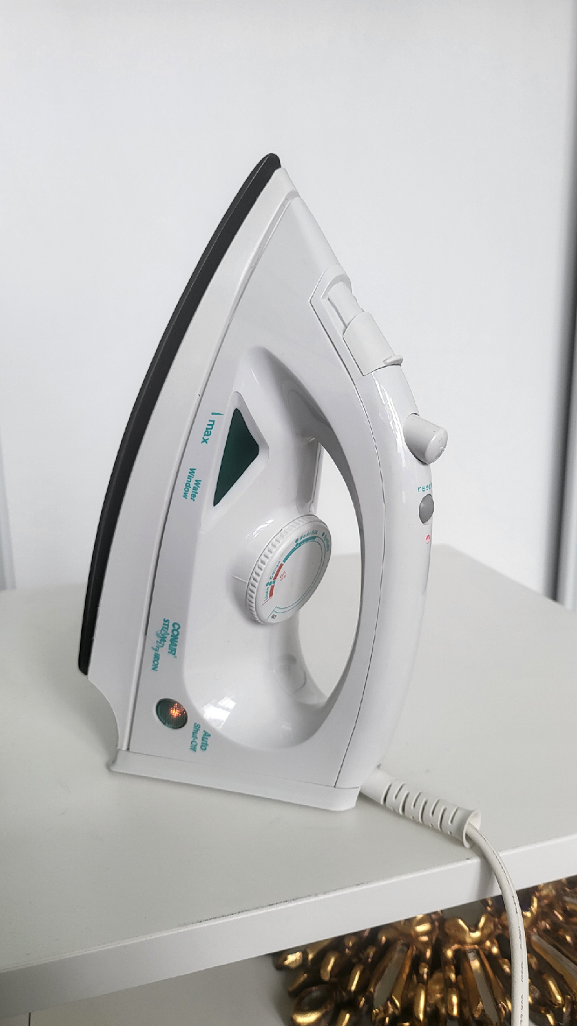 Coniar Steam Dry Iron