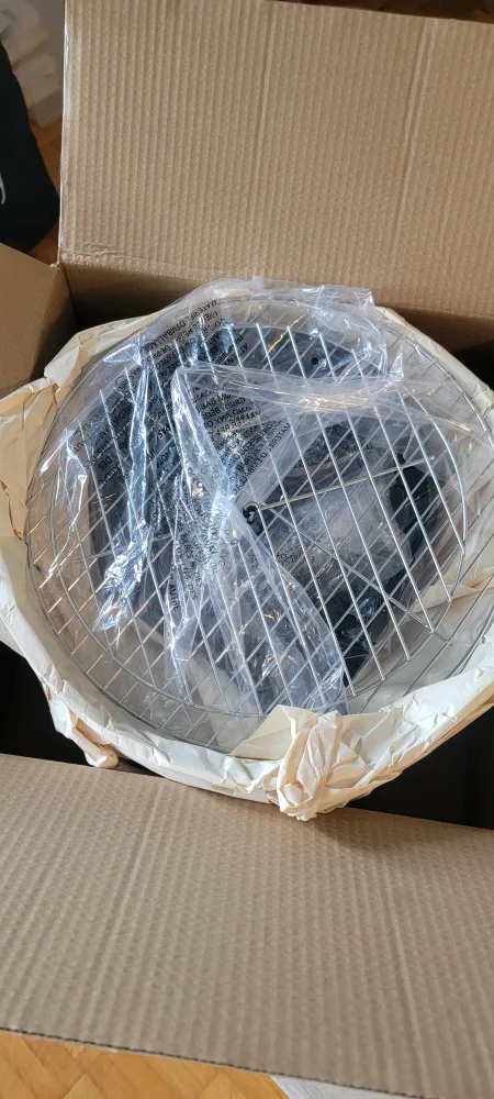 New Portable Charcoal Grill - 7 Burger Count image indicator(3)