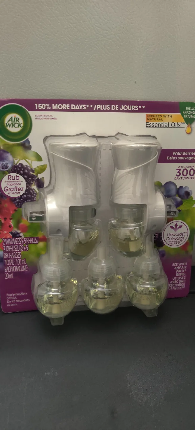 AirWick wild berries essential oils with plugs thumbnail