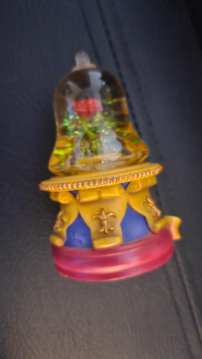 Disney Beauty and the Beast 'Belle' Snow Globe image indicator(2)