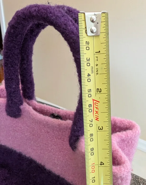 Handmade woolen handbag image indicator(5)