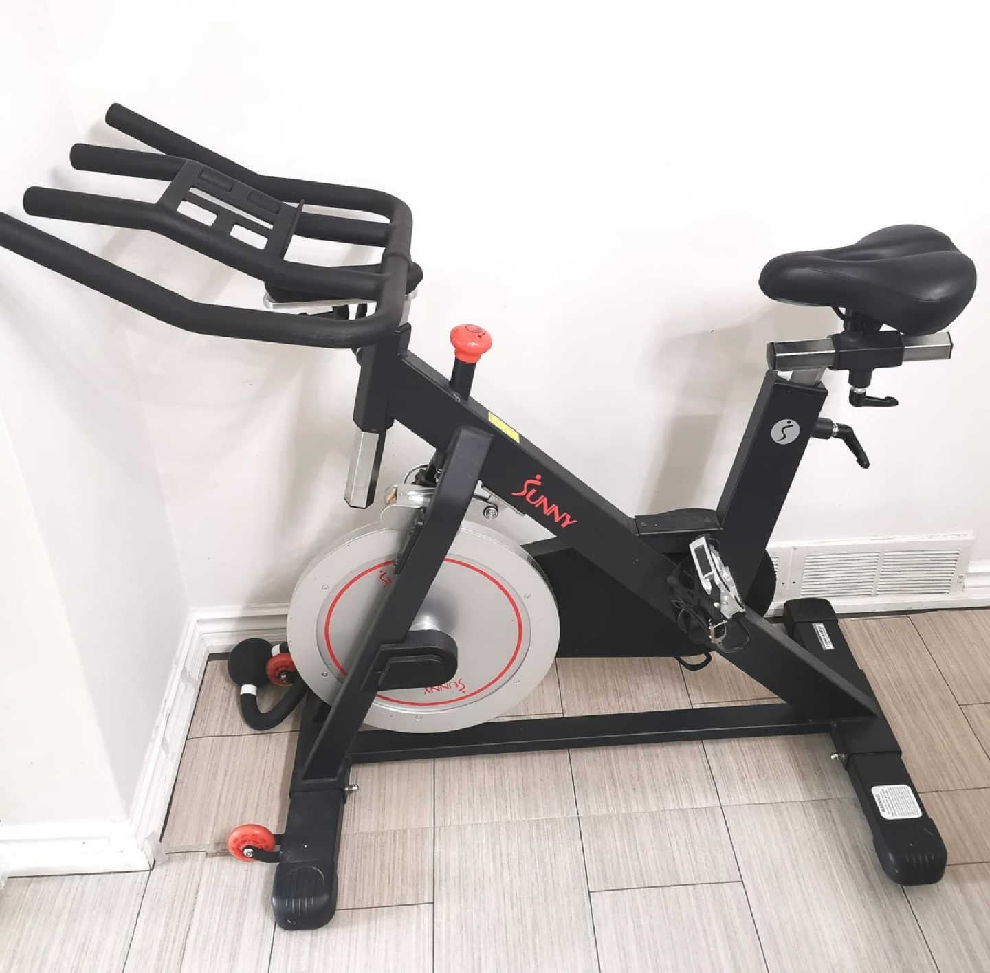 Sunny Health & Fitness Exercise Bike