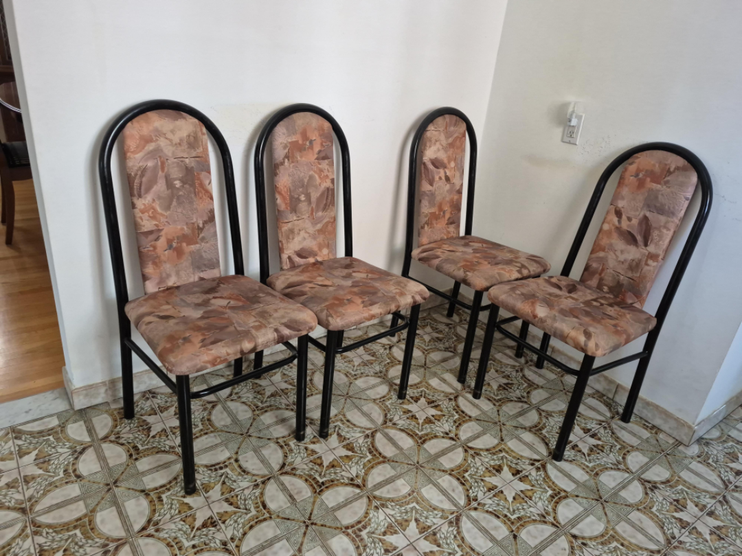 Set of 4 Dining Chairs