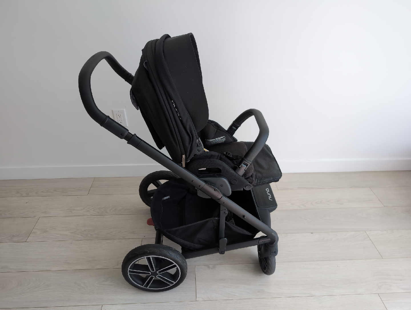 Nuna Mixx Stroller v2 - Black