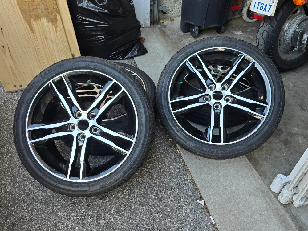 Set of 4 Mazzini Tires with Rims image indicator(4)