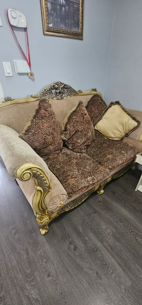 Ornate Sofa Set - Living Room Furniture image indicator(3)